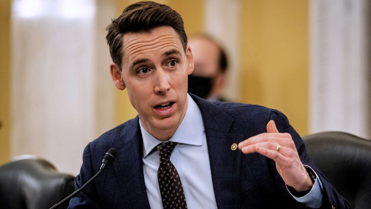 Josh Hawley Used Campaign Funds on Family Trip to Universal Studios