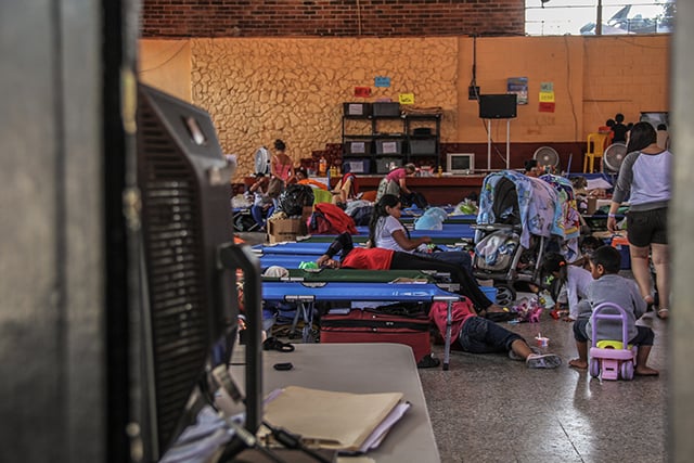The administration of Santa Catarina Pinula enabled temporary shelters for residents and families of neighborhood affected. (Photo: Juan Haro)