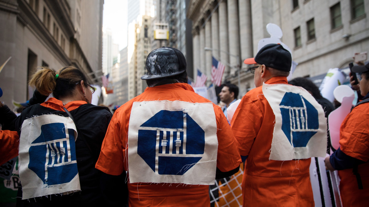 These Are the Corporations Behind Trump’s Muslim Ban