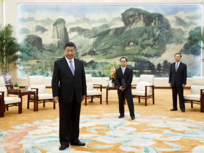 China's President Xi Jinping waits for the arrival of Britain's Prince Andrew at the Great Hall of the People in Beijing on May 29, 2018.