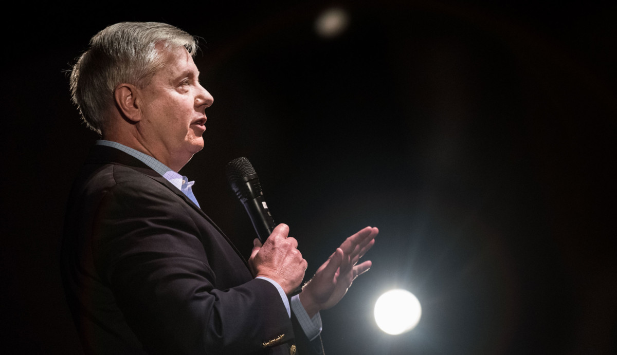 During the week of mourning for the late Sen John McCain, Sen. Lindsey Graham's alleged hero, and with the president behaving like a petulant child, Senator Graham decided to become Trump's greatest defender.