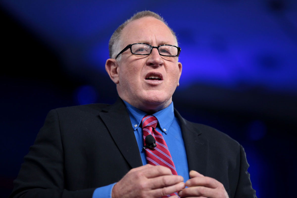 Trevor Loudon speaks at the 2017 Conservative Political Action Conference in National Harbor, Maryland.
