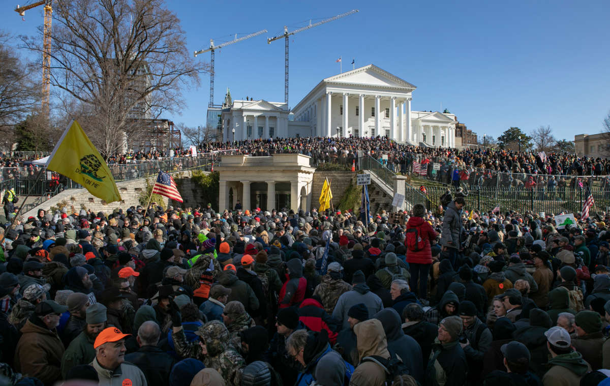 thousands of white people with guns swarm the virginia statehouse during a protest