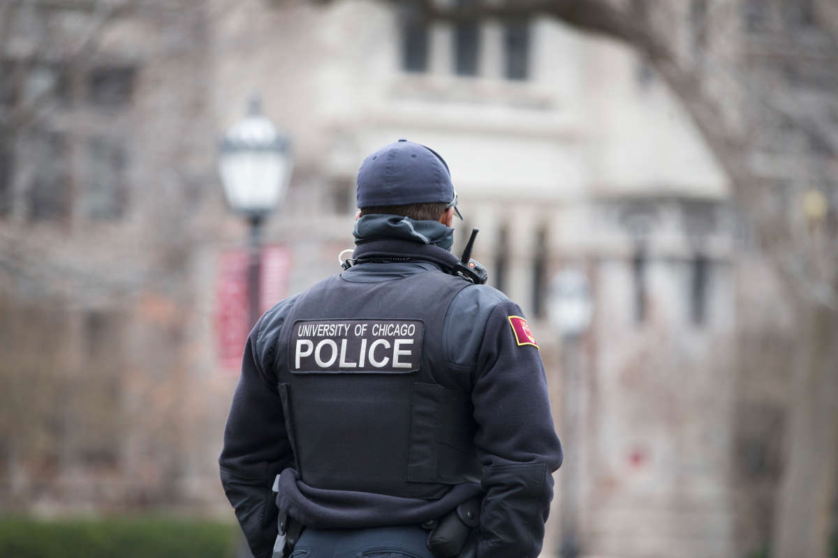 A University of Chicago cop stands on campus