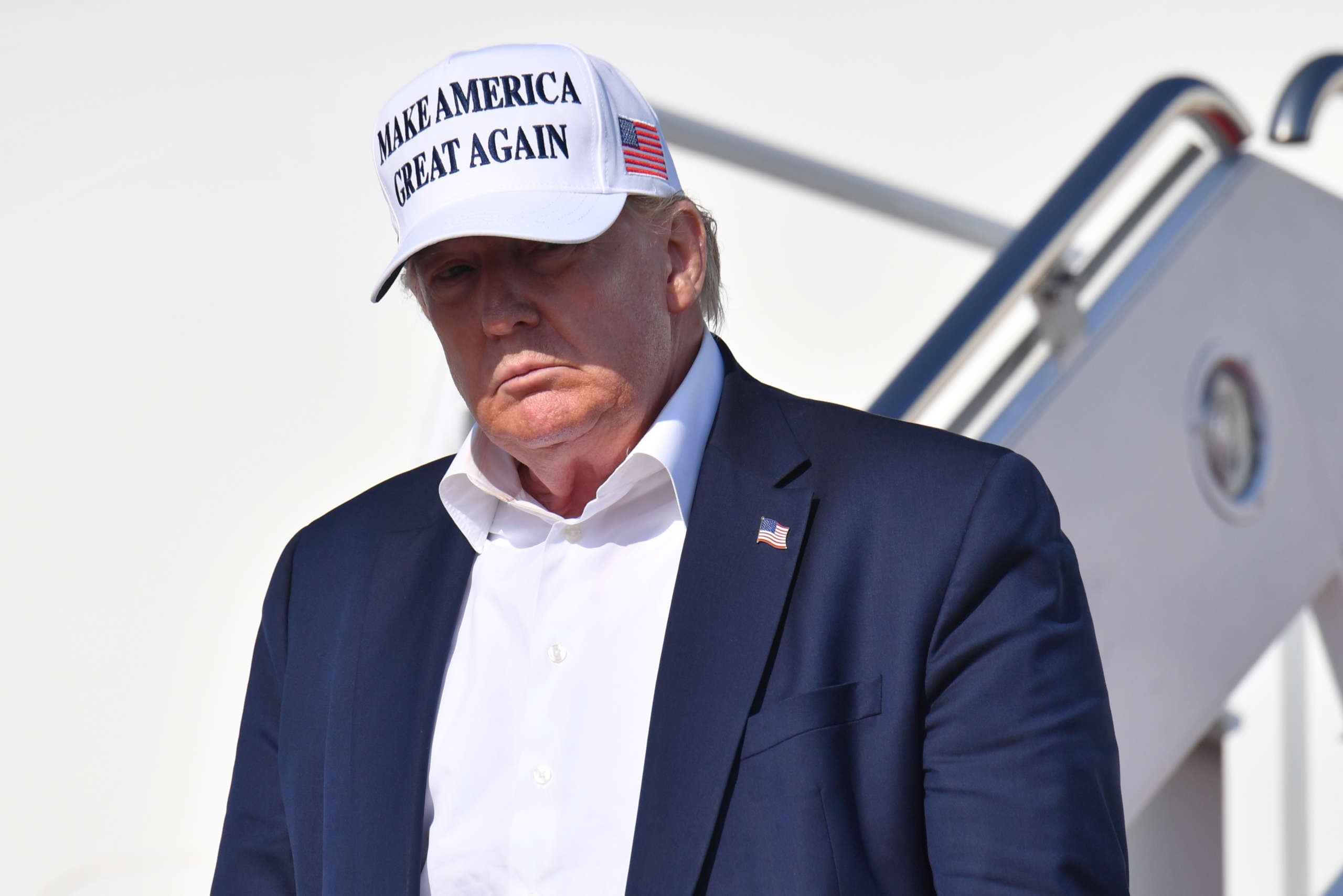 donald trump white hat