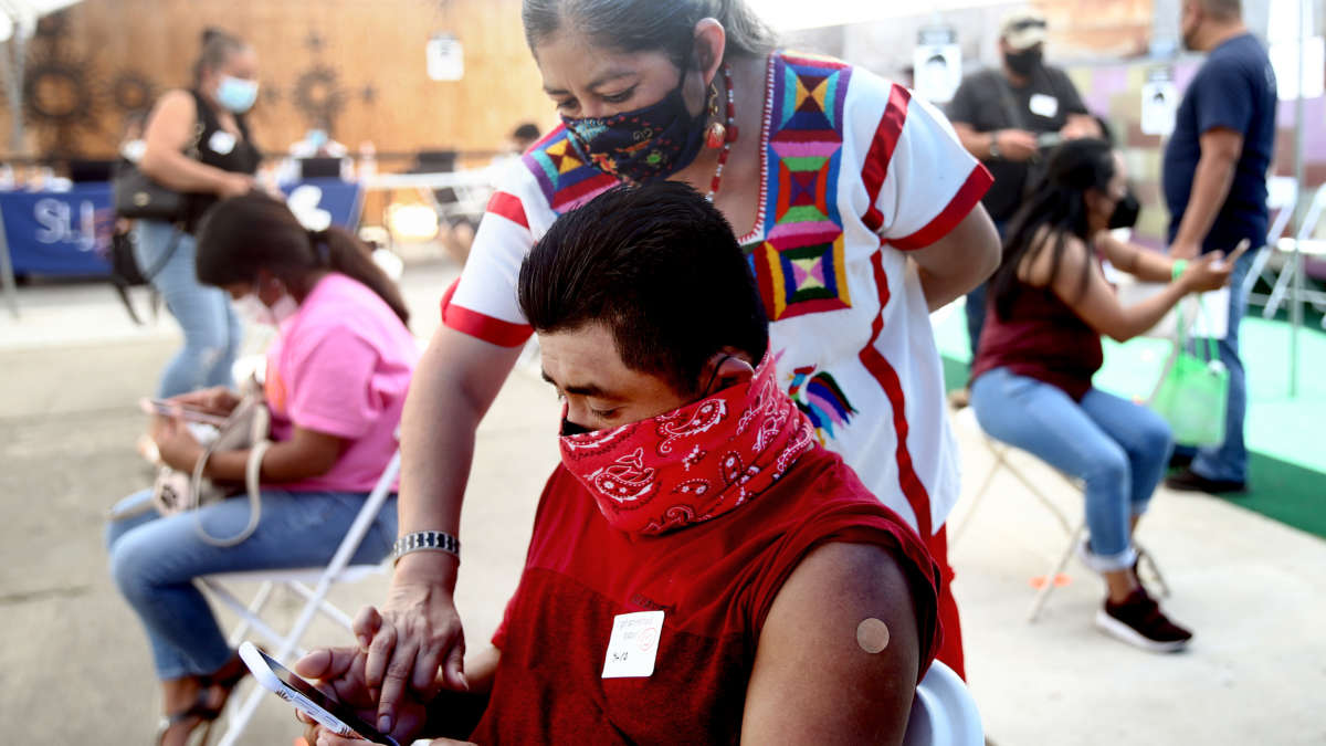Mutual Aid Efforts Are Working to Fill the Gaps of Biden's COVID Response - Vimarsana News