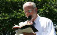 Gene McGee, mayor of Ridgeland, Mississippi, is pictured reading.