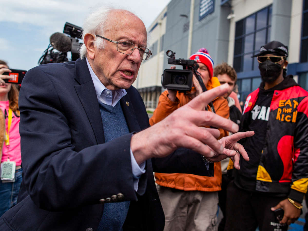 Bernie Sanders Demands Biden Cancel Amazon Contracts Over Union-Busting ...