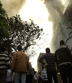 Egypt Dispatches Jets, Helicopters Over Protesters on Sixth Day of Turmoil 