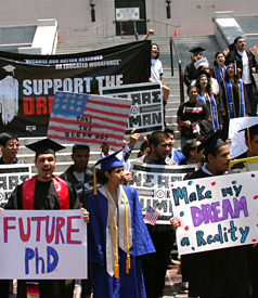 How Undocumented Youth Nearly Made Their DREAMs Real in 2010