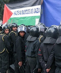 Gaza Freedom March Rumbles Into Egyptian Security Services