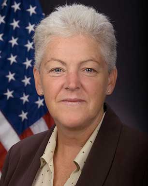 Official portrait of EPA Assistant Administrator for the Office of Air and Radiation, Gina McCarthy.