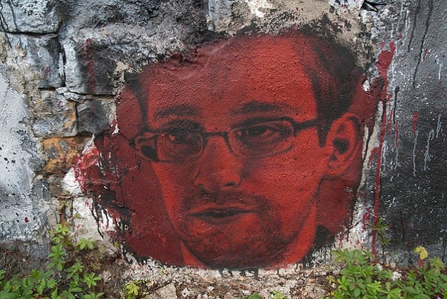 Painted portrait of Edward Snowden. (Photo: <a href=