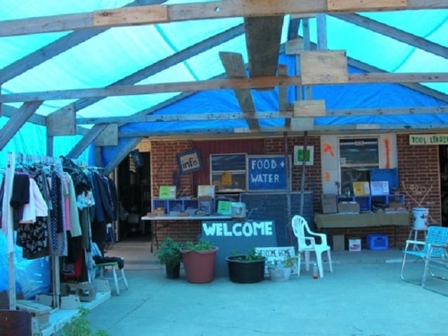 The 'Little Blue House' that the Common Ground Collective occupied as a base to defend against widespread demolitions in the Lower 9th Ward from January 2006 onward. (Photo: Don Paul).