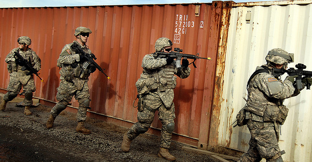 10 January, 2008: U.S. Army Soldiers from the Iowa Army National Guard prepare to clear a house during military operations on urban terrain as part of mobilization training at Fort Dix, N.J. (Photo: U.S Army / Sgt. Russell Lee Klika)