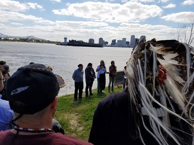 Water Ceremony in New Orleans. (Photo: Indigenous Environmental Network)