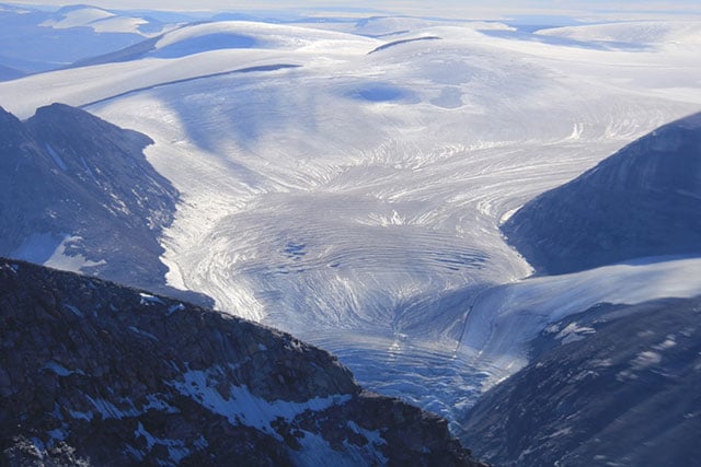 A glacier around Sam Ford Fiord, Baffin Island, is in retreat from a warming climate. (Photo: Chris Williams)