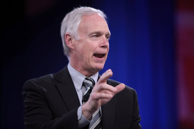 Senator Ron Johnson of Wisconsin speaks at the 2016 Conservative Political Action Conference in National Harbor, Maryland, on March 3, 2016. (Photo: Gage Skidmore)