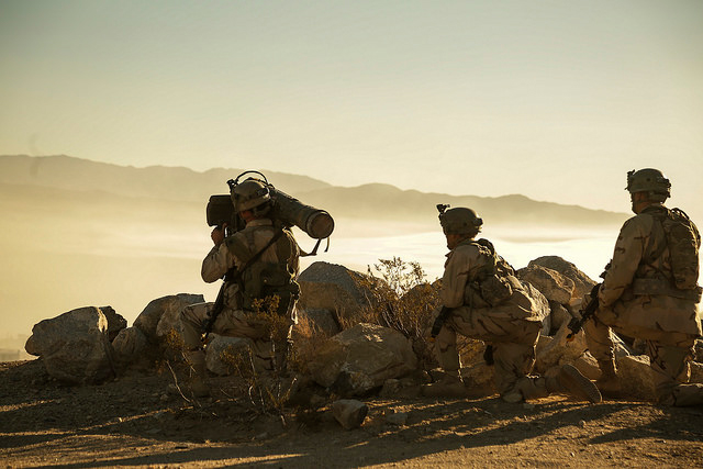 Soldiers engage in a training exercise in Fort Irwin, California, on August 28, 2016. (Photo: the US Army)