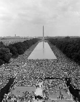 Hundreds of thousands descended on Washington, D.C.'s, Lincoln Memorial on August 28, 1963.