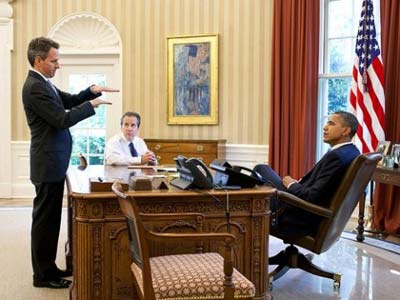 Timothy Geithner (left), then Treasury Secretary, meeting with President Barack Obama in the Oval Office. (Photo: White House)