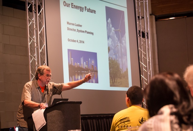 Texas State Rep. Lon Burnam speaking at the Earth, Wind & Fire Energy Summit. (Photo: Julie Dermansky)