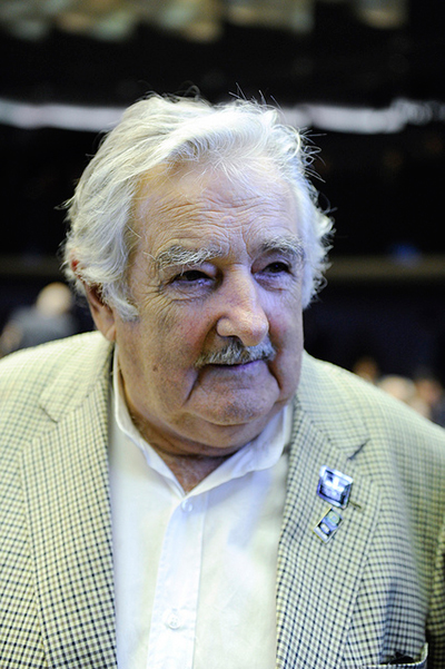 Mujica donates his salary to a voluntary plan for housing construction by a militant labor association of workers. The Serbian filmmaker Emir Kusturica is making a film about him titled The Last Hero. But there is another side. (Photo: Senado Federal)