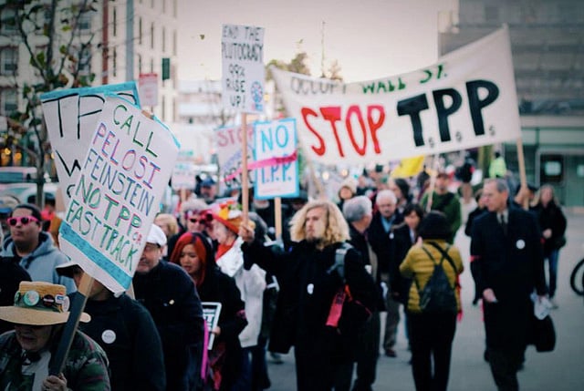 Demonstrators march in a rally in San Francisco, California, against the proposed Trans-Pacific Trade Agreement on January 31, 2014. (Photo: Stop FastTrack)
