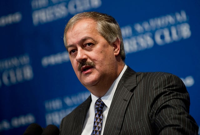 Don Blankenship, CEO Massey Energy, addresses a luncheon at the National Press Club in Washington, DC, on July 22, 2010. (Photo: Rainforest Action Network)
