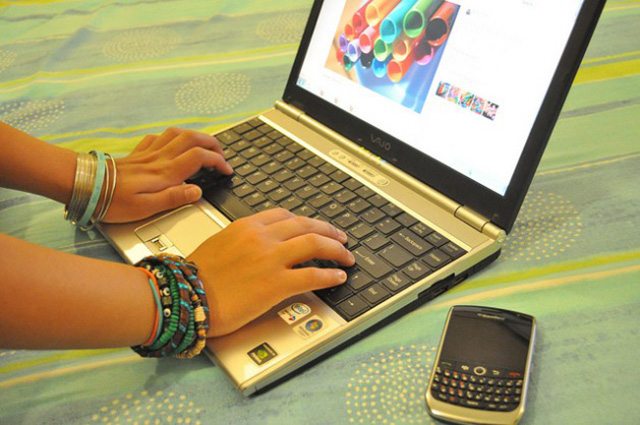 Internet shutdowns are just one way that internet access was limited in 2016. (Photo: Zofeen Ebrahim / IPS)