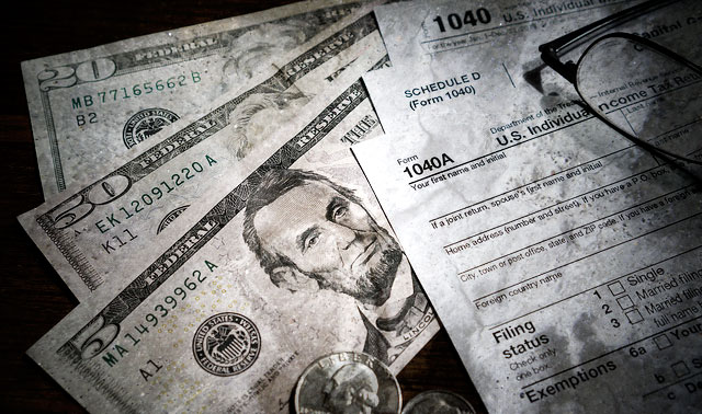 (Photo: Pictures of Money; Edited: LW / TO)