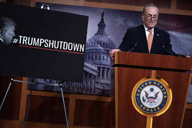 US Senate Minority Leader Sen. Chuck Schumer (D-NY) speaks during a news conference January 20, 2018 on Capitol Hill in Washington, DC. (Photo: Alex Wong / Getty Images)