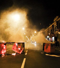 Riots Flare in London Against Police Violence 