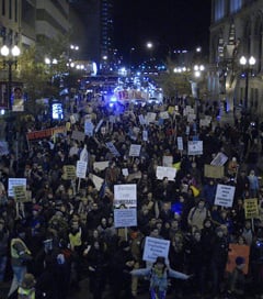 Thousands Protest in Chicago as Emanuels Devastating Budget Is Approved